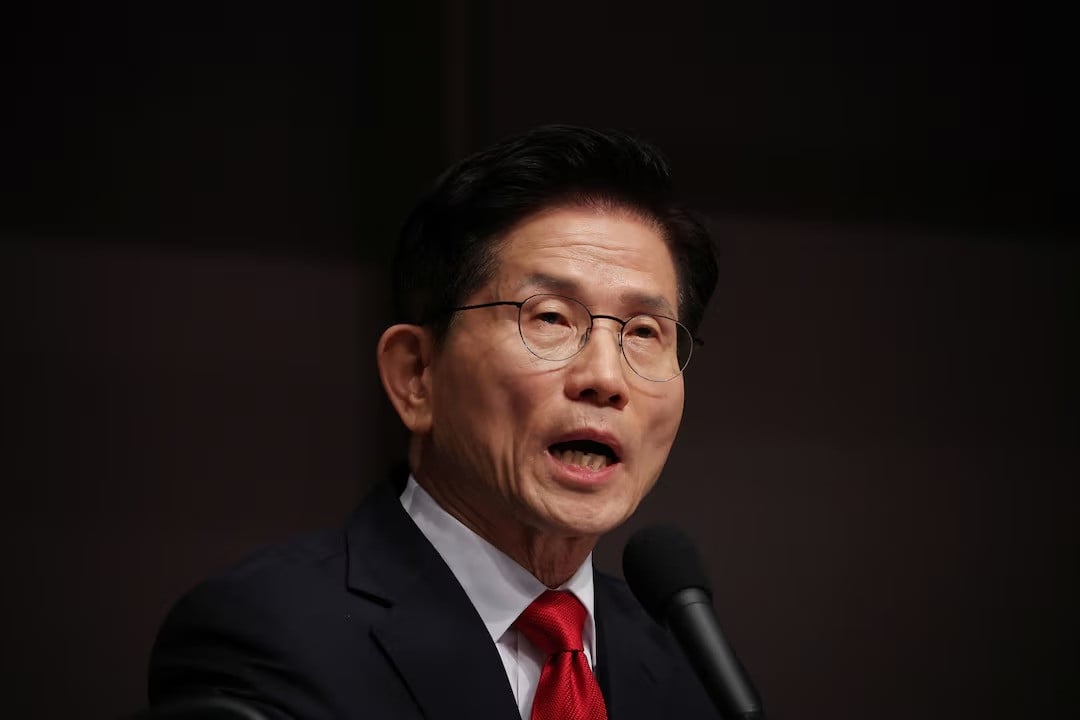 S Korea party reinstates candidate