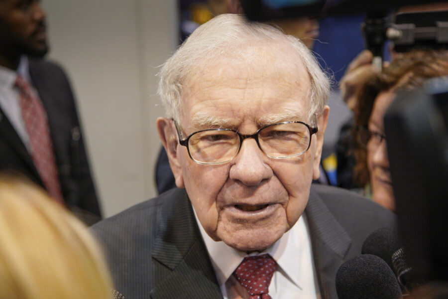 Buffett lämnar som VD för Berkshire vid årsskiftet - Warren Buffett Letter-Quote Box