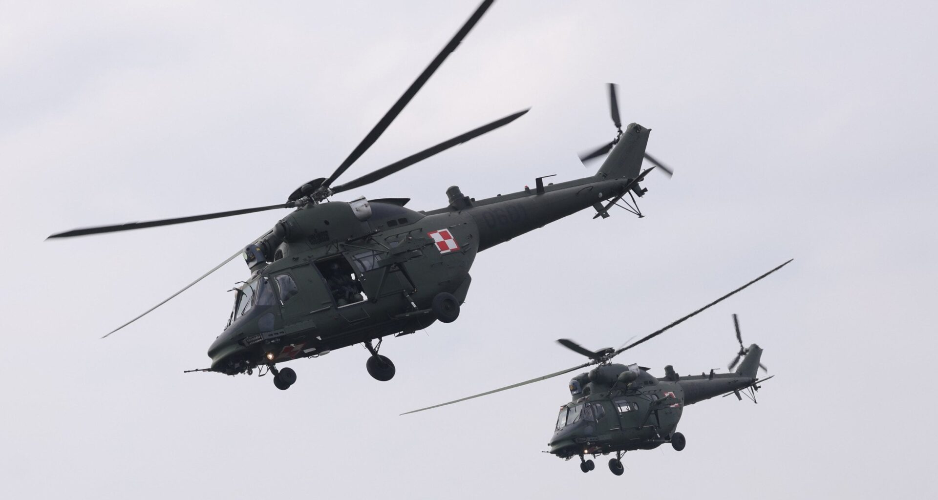 NATO ally scares off "suspicious" Russian ship near undersea cable