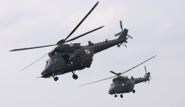 NATO ally scares off "suspicious" Russian ship near undersea cable