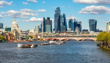 The UK’s government bond market is increasingly exposed to the risk of sharp price swings and sudden sell-offs, the International Monetary Fund has warned, due to a growing reliance on hedge funds and foreign investors.