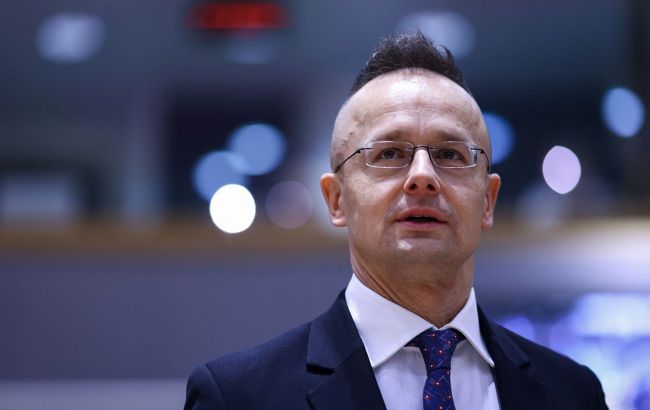 Hungarian Foreign Minister tells Zelenskyy to