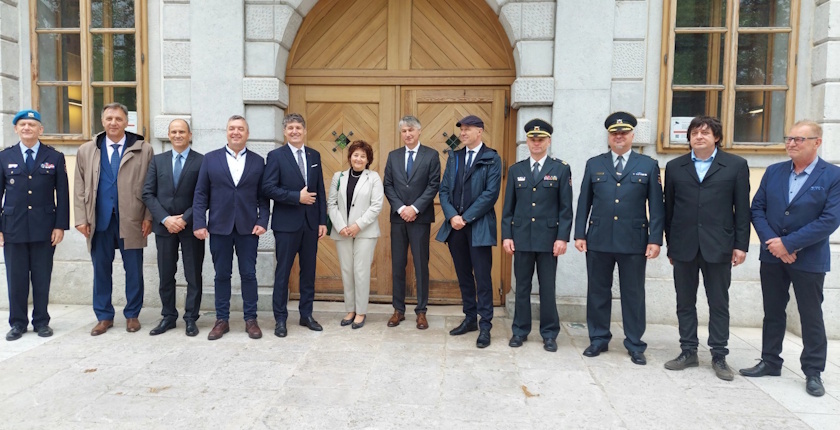 Army joins forces with municipality, energy company, road firm to install solar panels in Slovenia