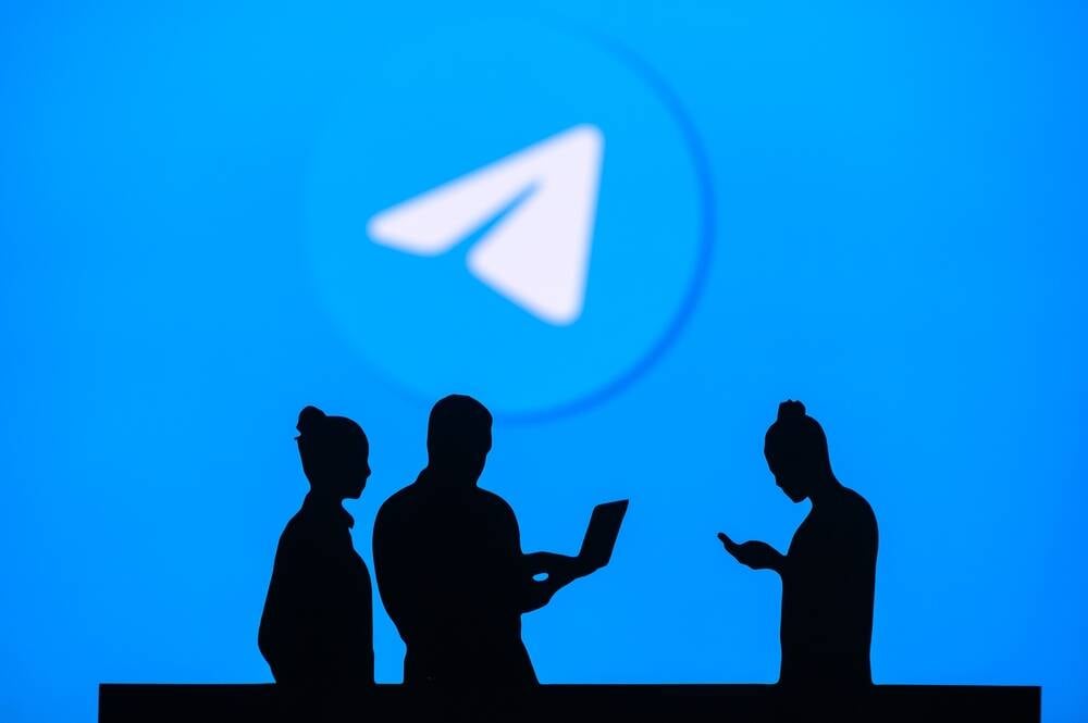 Elon Musk's xAI pays Telegram $300M to integrate Grok • The Register