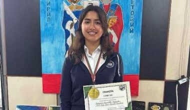 Ученичка на ПМГ е №1 в България, първа е на олимпиадата по география и икономика