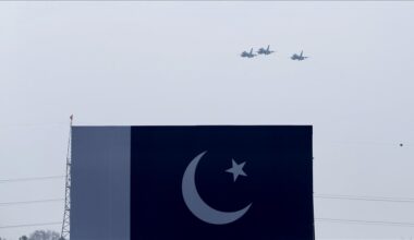 Pakistan to defend sovereignty at all costs, Premier Sharif tells US over tensions with India