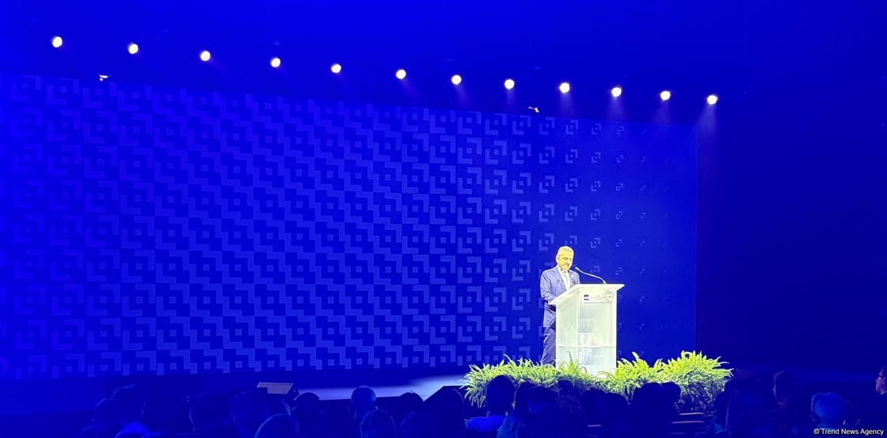 Protectionism threatens to weaken fabric of global prosperity - ADB governor from Italy