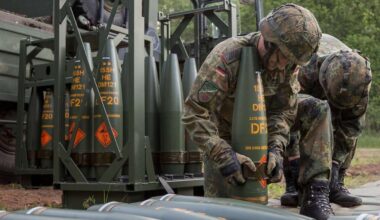 EU Pledges to Send Ukraine 1.35 Million Shells by Year-End