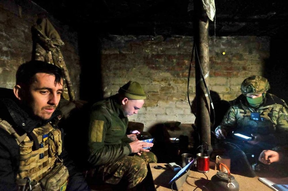 AI in the Trenches: The Emerging Role of Machine Learning in Modern Warfare