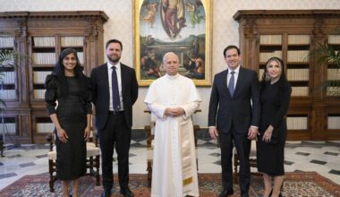 Pope Leo meets with Vance, who delivers a White House invitation : NPR