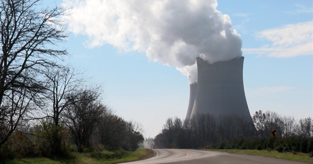 Clock ticks on lifting Illinois' nuclear moratorium as environmental groups want a say