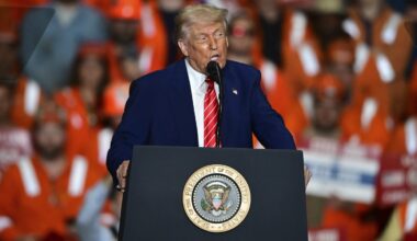 Trump to double tariffs on foreign steel from 25% to 50%