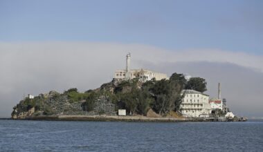 Trump says he will reopen Alcatraz prison