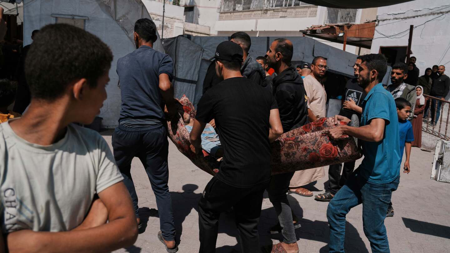Hamas reviews US ceasefire proposal as Israel strikes Gaza