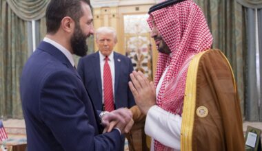 Live updates: Trump meets Syria's president before jetting to Qatar