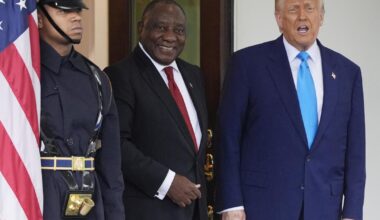 Trump confronts South African leader Ramaphosa over white farmers