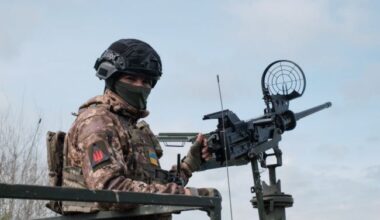Ukrainian air defenses intercept Russian drones advancing on Kyiv region
