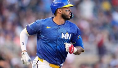 France's 2-run homer in 9th lifts Twins over Royals 3-1 for 15th win in 17 games