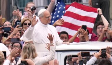 Can Pope Leo remain a US citizen now that he's a foreign head of state?