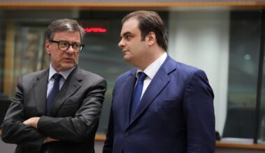 European economist says Russia's economy is strained due to the Ukraine war and sanctions