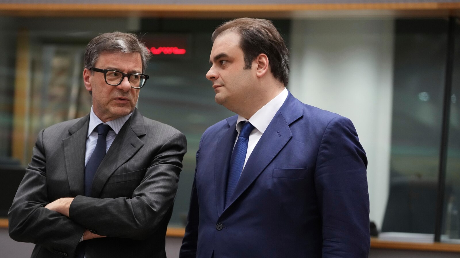 European economist says Russia's economy is strained due to the Ukraine war and sanctions