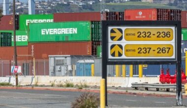 US economy goes into reverse from Trump’s abrupt policy shifts | CNN Business