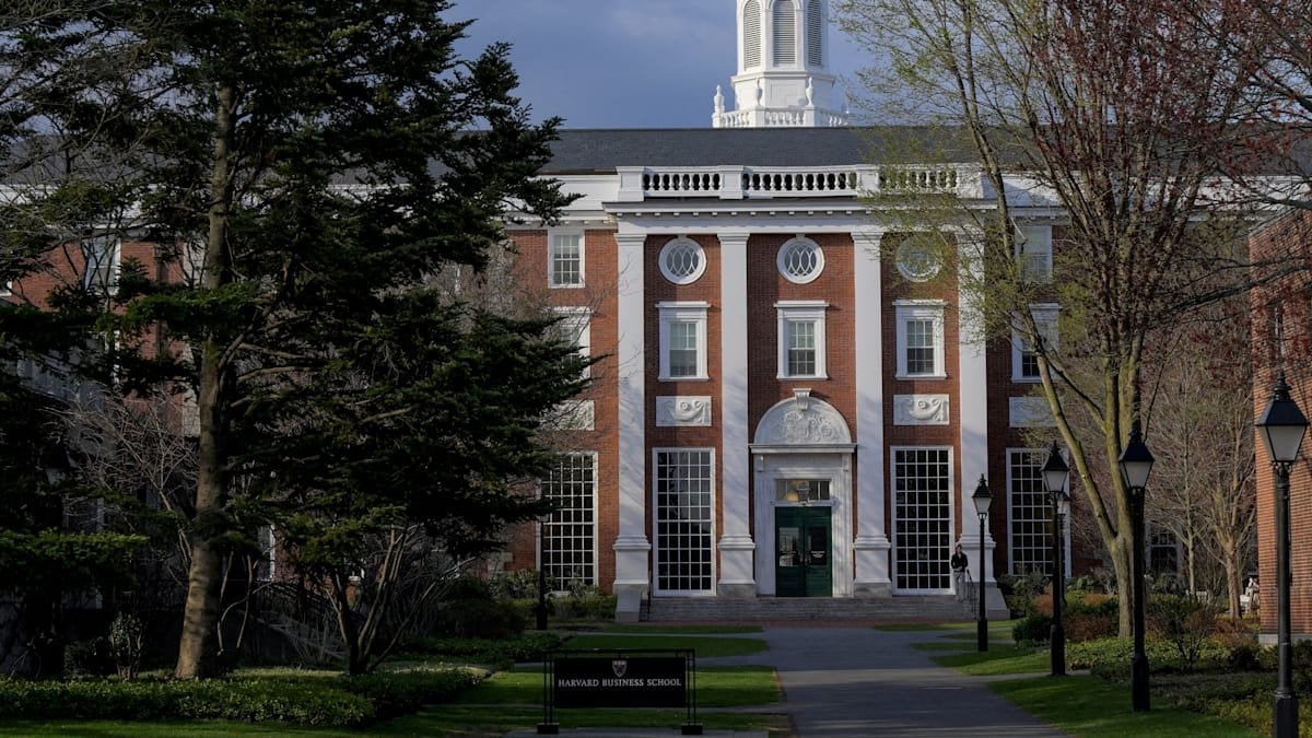 Bundesregierung bietet Harvard Eröffnung eines „Exil-Campus“ in Deutschland an - WELT