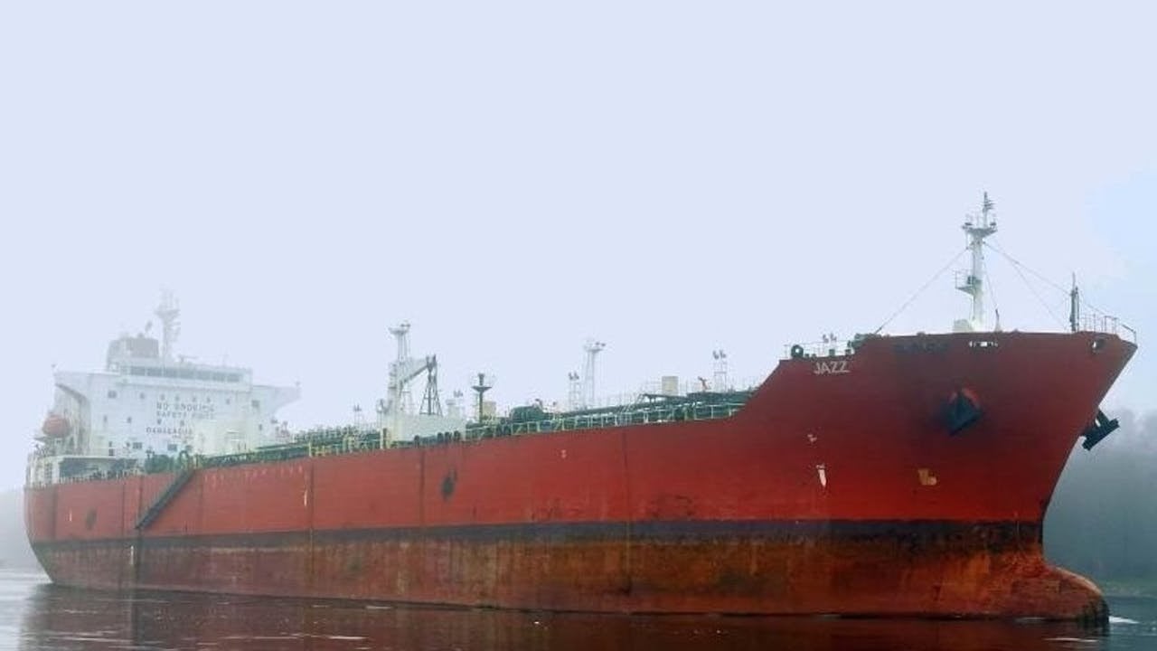 Danmark overvejer at beslaglægge skibe med russisk olie