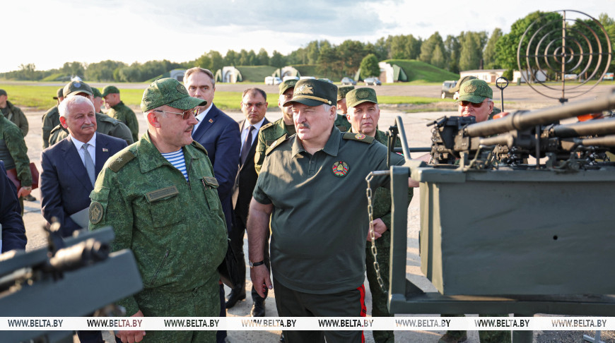 Lukashenko pushes for down-to-earth approach to development of military drones in Belarus
