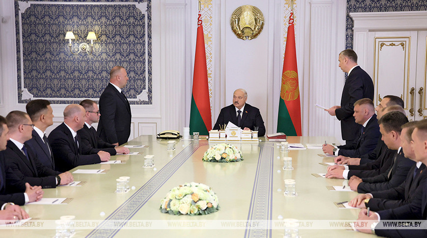 Lukashenko makes new diplomatic, government appointments 