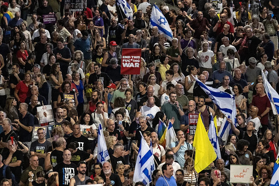 Protesters gather in Tel Aviv demanding a ceasefire in Gaza and the return of Israeli hostages on June 28, 2025.<span class="copyright">Mostafa Alkharouf—Anadolu/Getty Images</span>