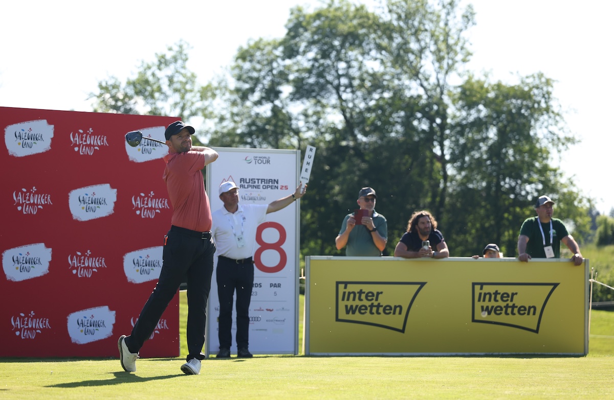 Purcell drops back as Schneider takes control in Austria