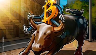 Bitcoin Price Stagnant As Long-Term Holders Sell To Institutions