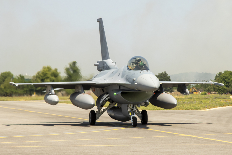 Second F-16 Block 70 Fighter Jet Arrives in Bulgaria