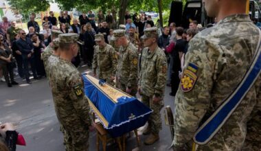 La Russie restitue des milliers de corps de soldats et l’Europe a sorti le chéquier