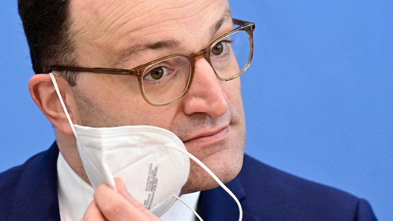 Untersuchungsbericht zur Maskenbeschaffung: Grüne fordern Einsicht in Sonderbericht zu Spahn