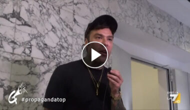 Fedez al Congresso di Forza Italia Giovani