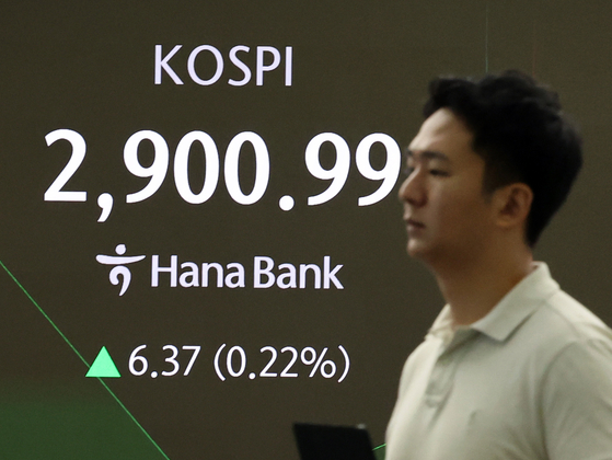 A screen in Hana Bank's trading room in central Seoul shows the Kospi opening on June 16. [NEWS1]