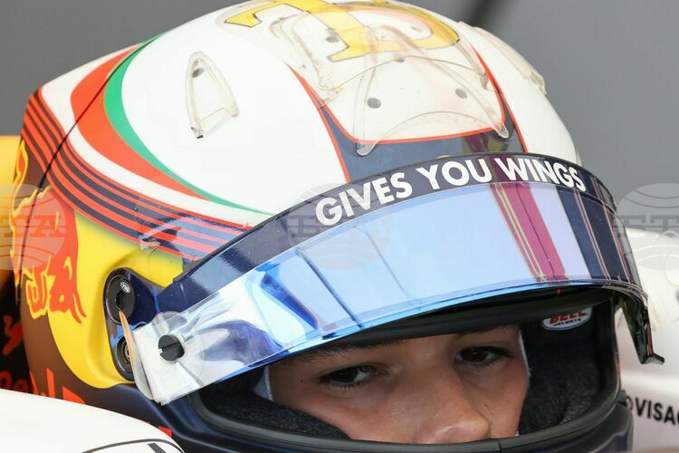 Bulgaria's F3 Driver Tsolov Wins Austrian Grand Prix, Congratulated by Parliament Speaker