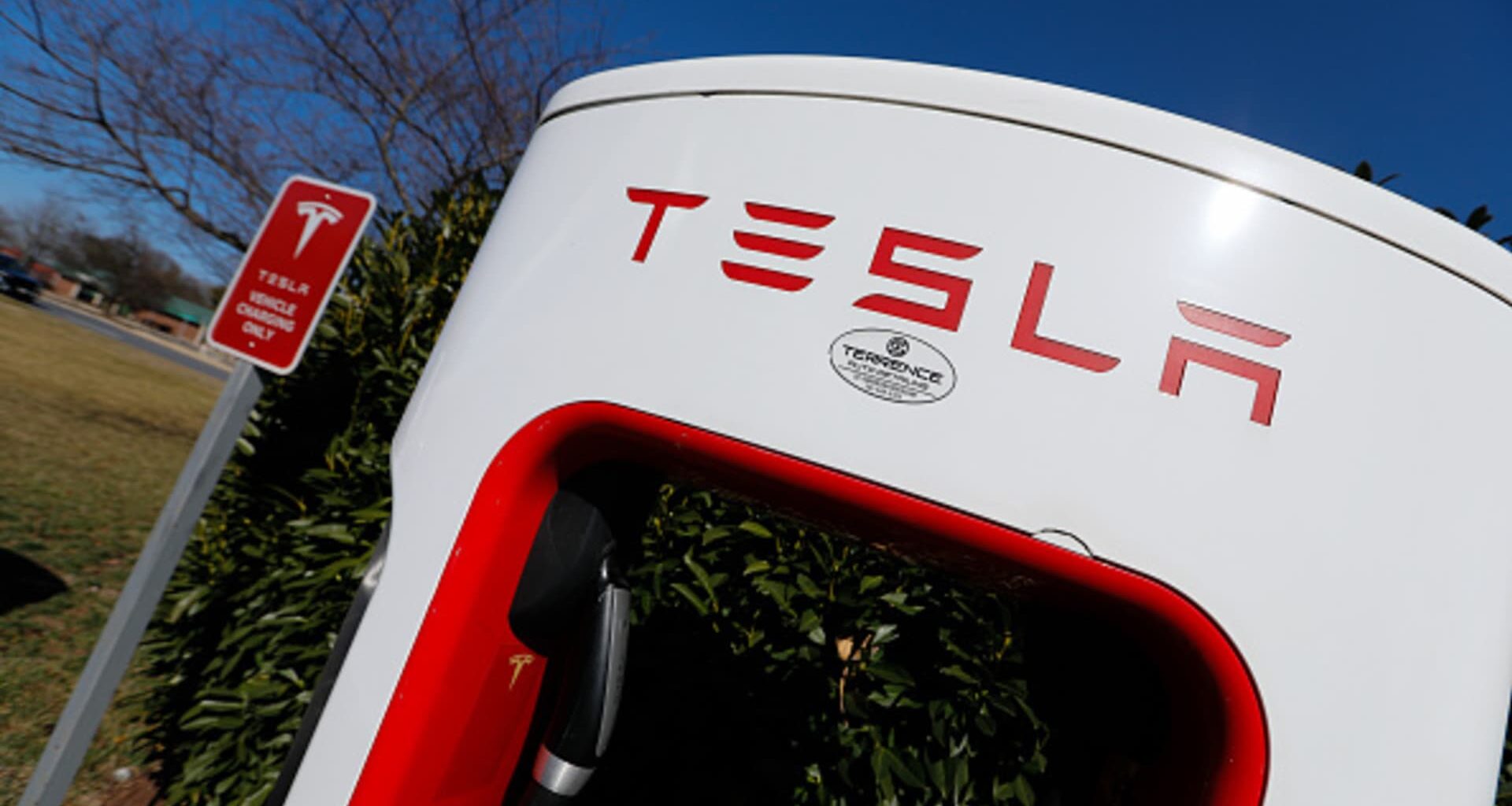 Baird downgrades Tesla on Trump-Musk fallout and high robotaxi expectations