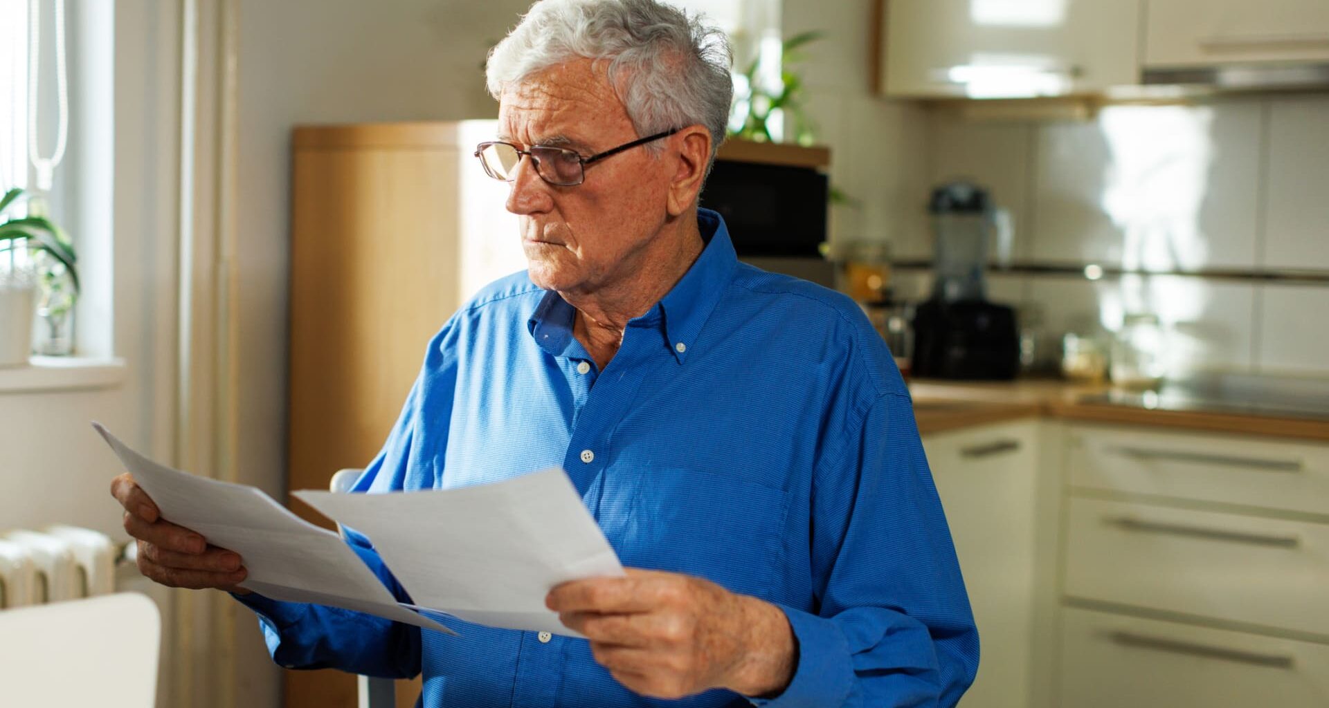 Average 401(k) balances fall due to market volatility, Fidelity says