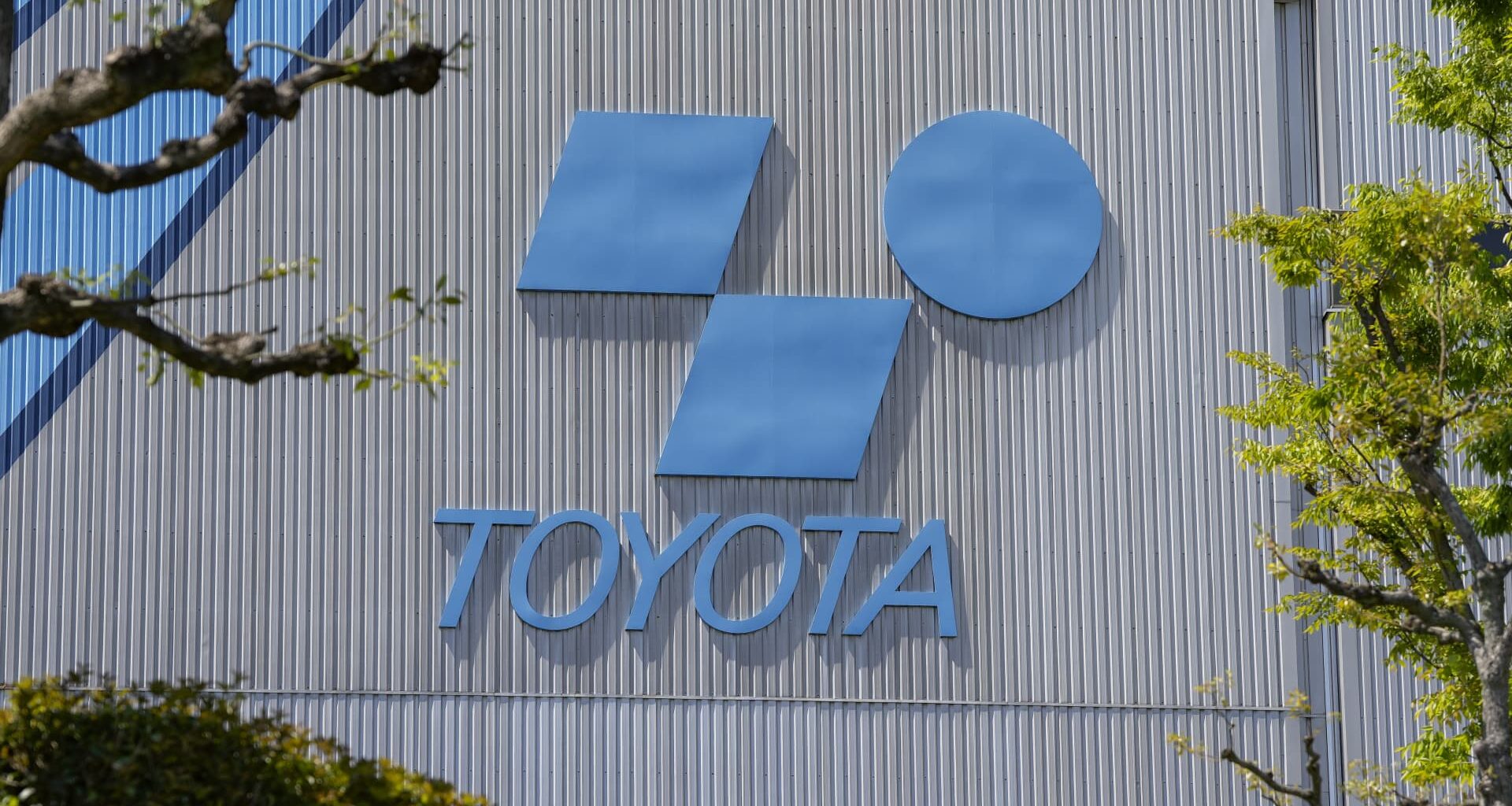 Toyota Industries' shares nosedive on $33 billion buyout deal — steepest fall in 10 months