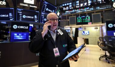 Stock market today: Live updates