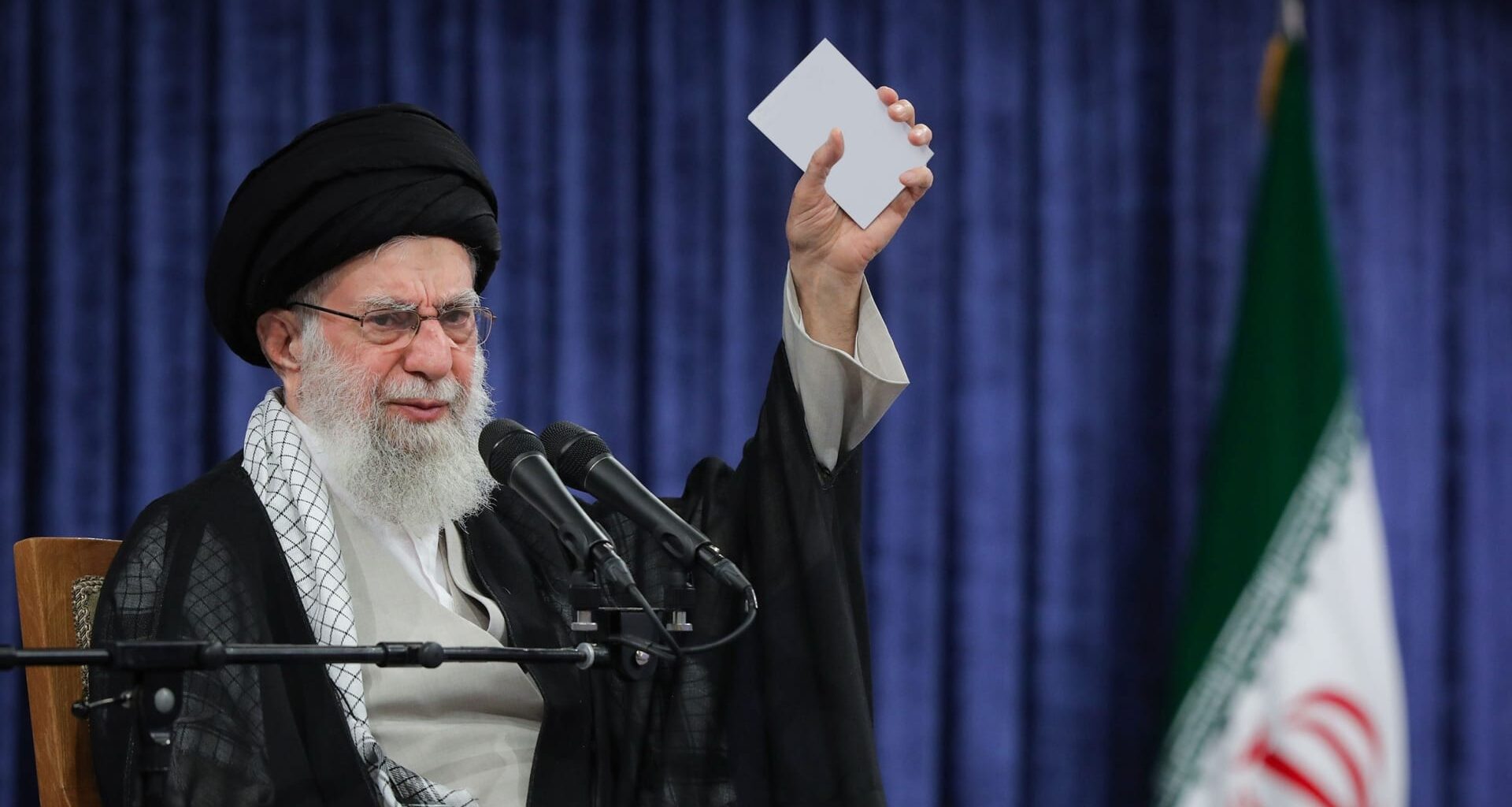 Iran threatens 'irreparable damage' if U.S. enters Israel conflict