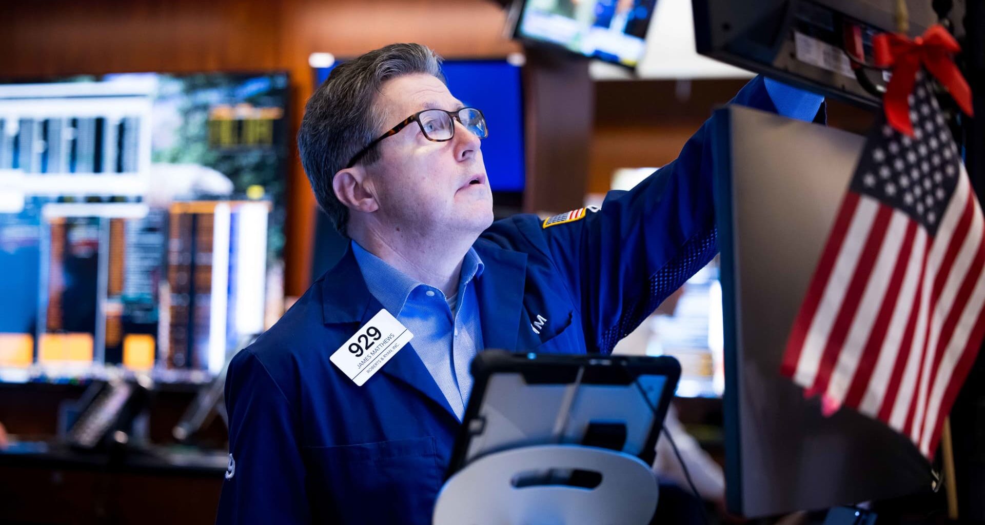 Stock market today: Live updates