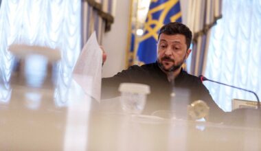 Zelenskyy wants face-to-face talks with Putin but Russian leader appears unwilling