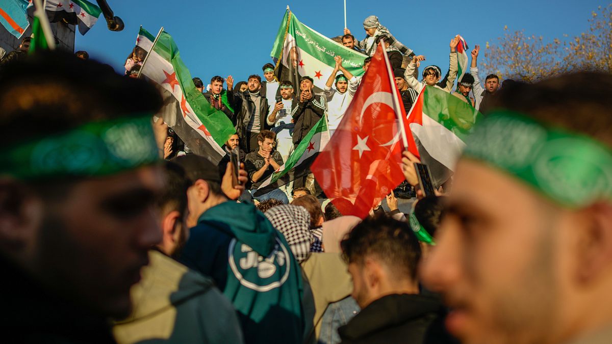 Far-right Turkish politician Ümit Özdağ goes on trial for allegedly inciting anti-Syrian riots