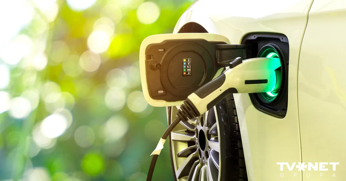 Konstatētas būtiskas neatbilstības elektroauto uzlādes stacijām