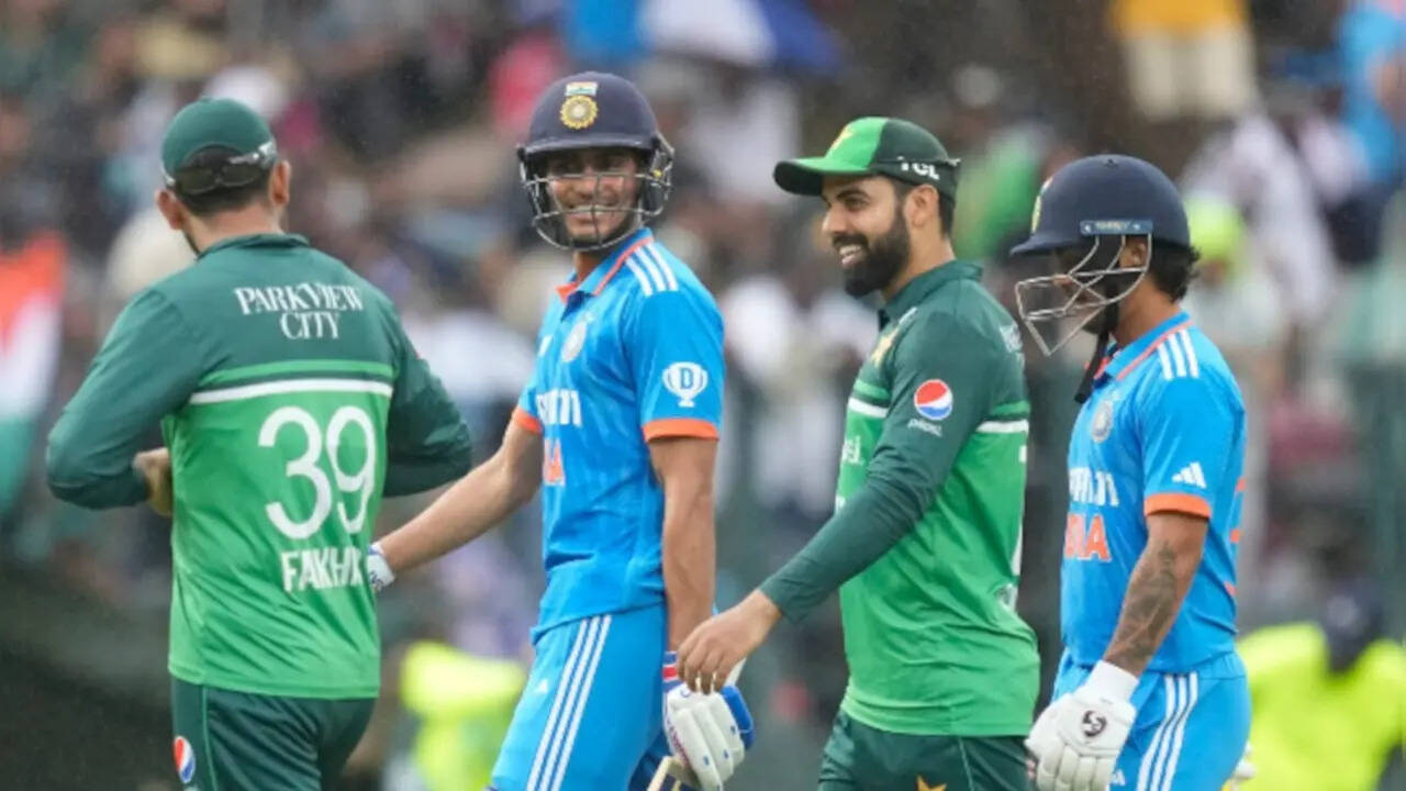 Pakistan Out Of Asia Cup? Confusing Promo During India Vs England 1st Test Leaves Fans Guessing Pakistan Out Of Asia Cup? Confusing Promo During India Vs England 1st Test Leaves Fans Guessing