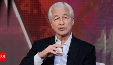 JPMorgan Chase CEO Jamie Dimon's blunt warning to the US on China tariffs: They're not scared, folks, they ...